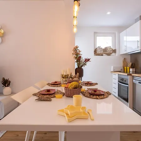 Mhouse Lease Walk To And Center Cascais